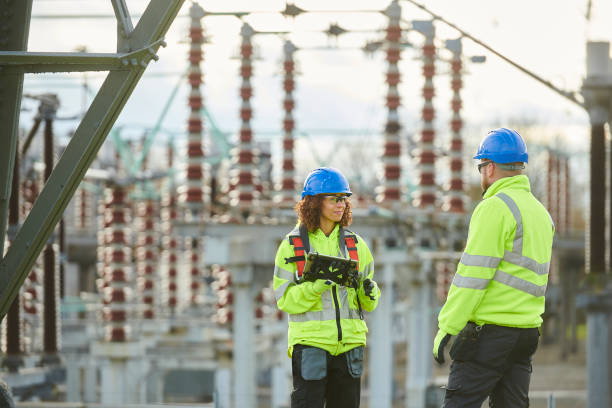 Best Electrical Contractors for Businesses  in Fanning Springs, FL